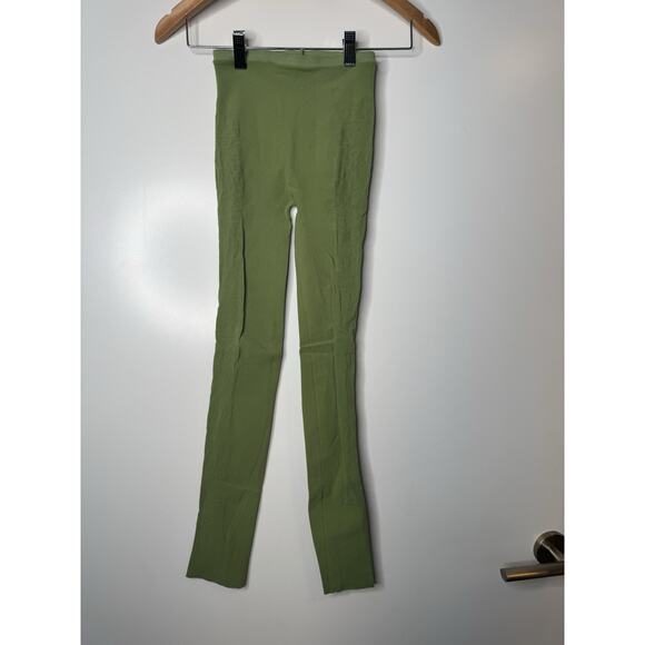 Poster Girl Ivy Top & legging SET Sativa Olive Green One Size Off Shoulder - Picture 6 of 16